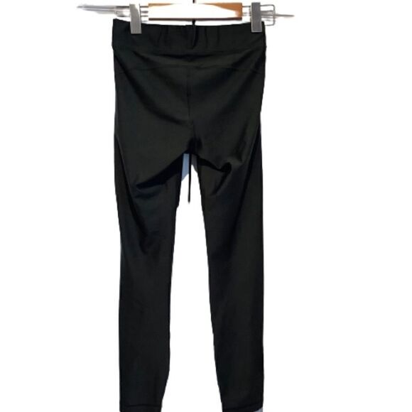 UNDER ARMOUR CAPRI COMPRESSION TIGHTS SIZE XS‎ - Picture 3 of 5